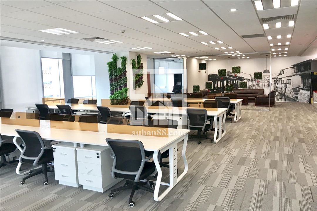 苏悦330平 开发商自装 带全套办公家具